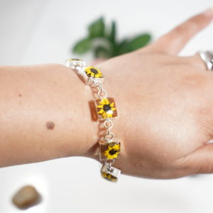 Captured Nature in Resin – Sunflower Square Bracelet